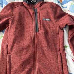 Columbia brand zip sweatshirt with zip pockets